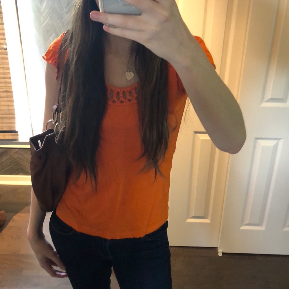 Banana Republic Orange summer tee